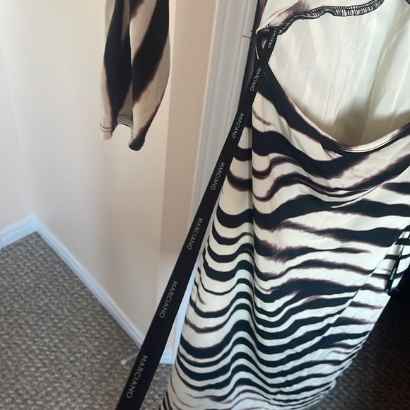 Marciano designer dress SIZE SMALL in stunning condition! - Picture 11 of 12